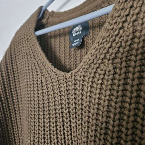 Roots Green Cable Knit Sweater - Picture 2 of 4